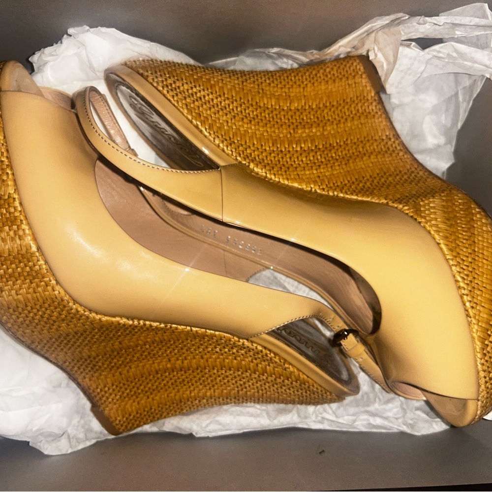 Gucci Wedges